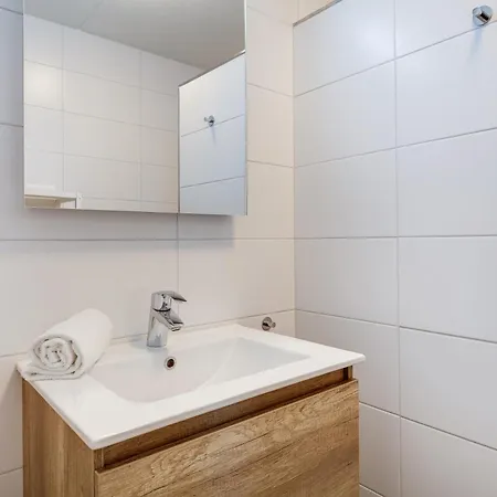 Comfortabel In Het Bos Op De Veluwe Holiday home Lunteren